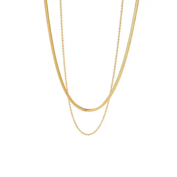 Juliana Solvia Necklace | Gold – view 2