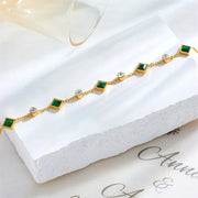 Amelisse Glenwyn Bracelet | Gold – view 4
