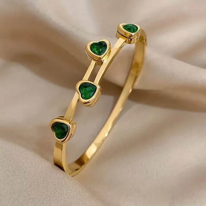 Verde Hearts Bracelet | Gold – view 2