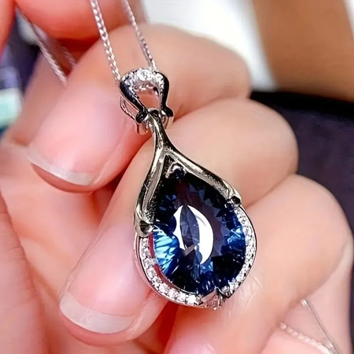 Alindra Feymorra Necklace | White Gold – view 2
