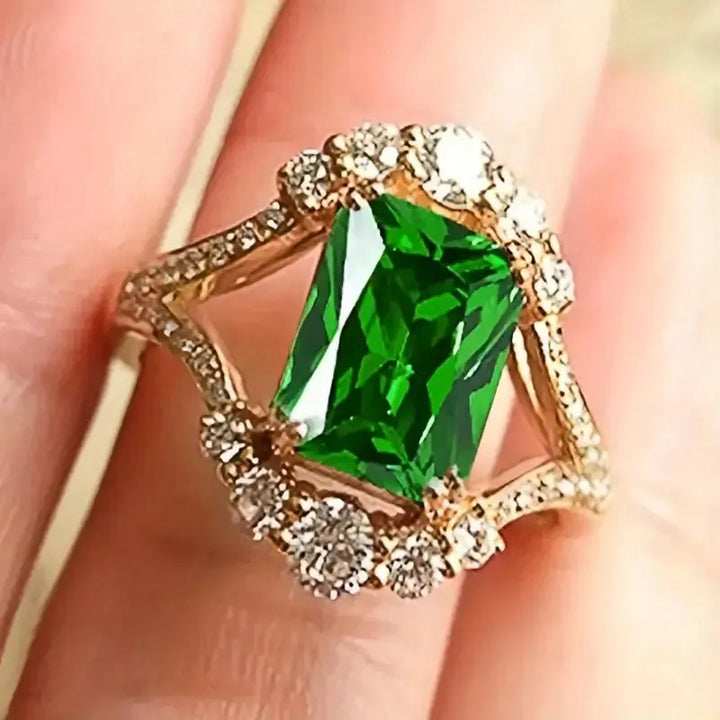 Elisova Grenthal Ring | Gold – view 2