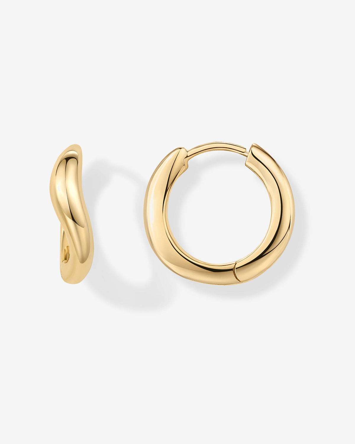 Mar Wavy HoopsEarrings
