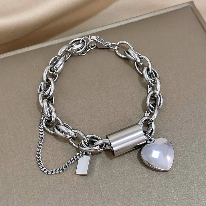 Heartened Chunky Bracelet | Gold – view 2