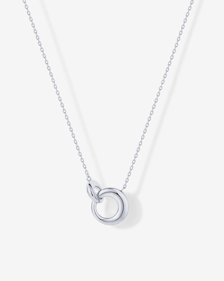 Circle Link Pendant Necklace – view 2