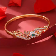 Isla Beaumont Bracelet | Gold – view 7
