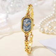 Alira Moment Watch | Gold – view 3
