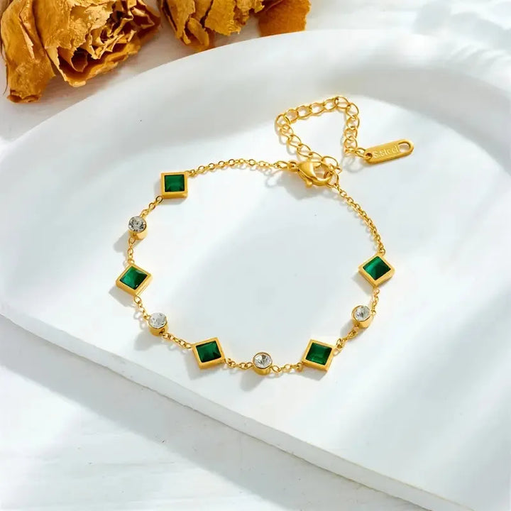 Amelisse Glenwyn Bracelet | Gold – view 2