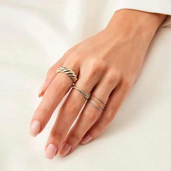 Croissant Ring | Gold – view 2