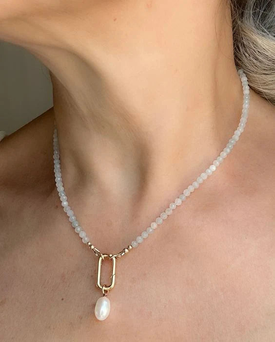Jasmine wearing her jewelry